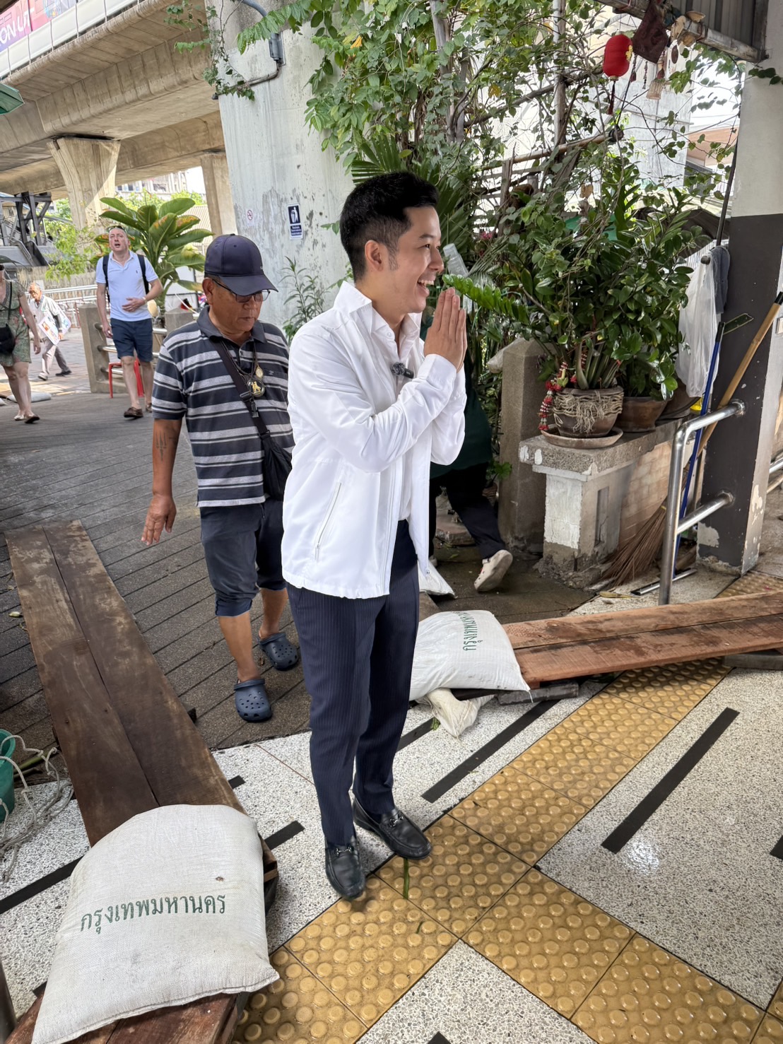 “ลงพื้นที่บางรัก ตรวจแนวป้องกันน้ำหนุน - ทุกจุดพร้อมรับมือ”
