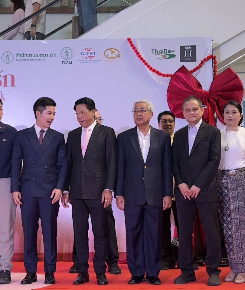 1,246 ครอบครัว เกิดขึ้นในวันเดียวที่บางรัก ❤️